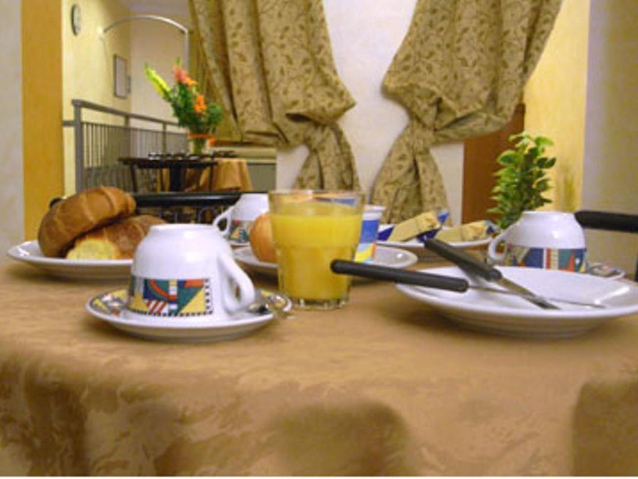 Hotel Casa Mia มิลาน ภายนอก รูปภาพ
