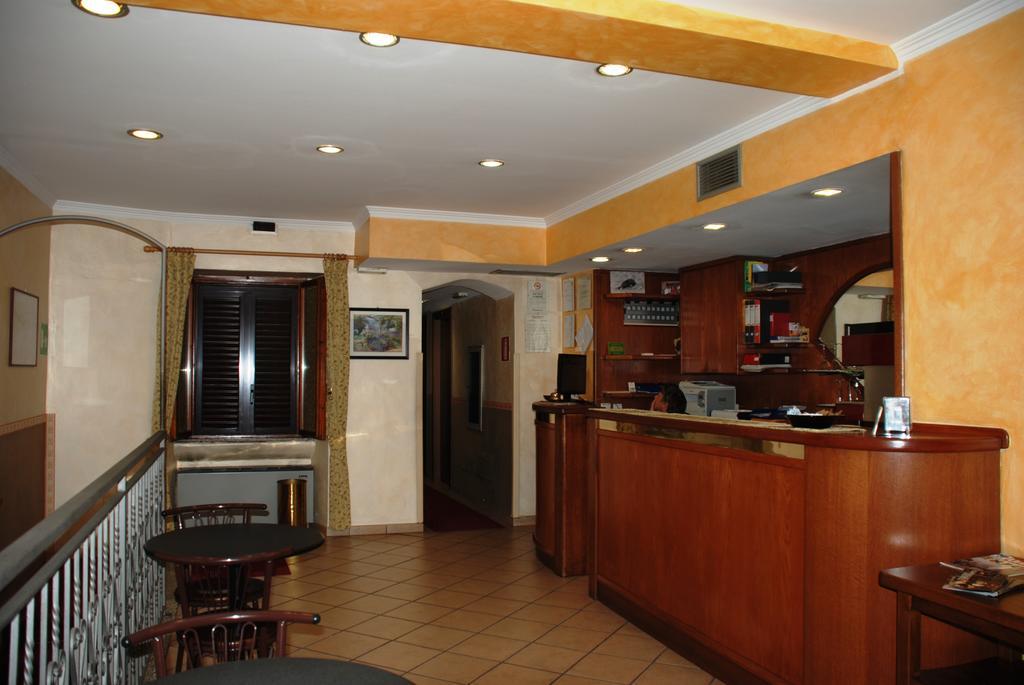 Hotel Casa Mia มิลาน ภายนอก รูปภาพ