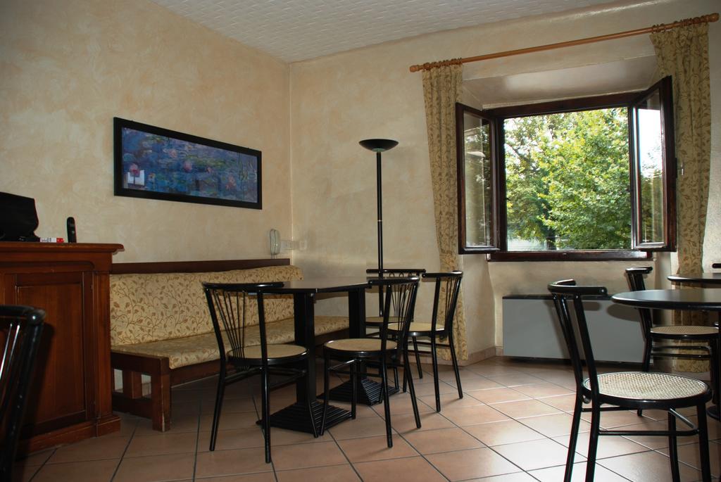 Hotel Casa Mia มิลาน ภายนอก รูปภาพ